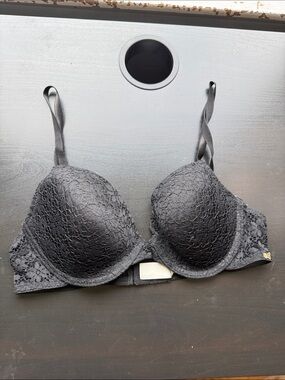 Jessica Simpson Black Lace T-Shirt Bra